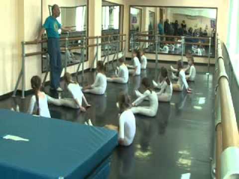 2012 05 19 Сибирята Чародеи девочки занятие гимнастика
