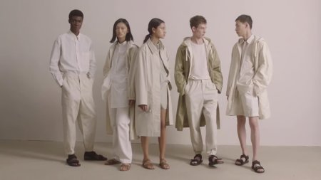Японский стиль в Казахстане: UNIQLO