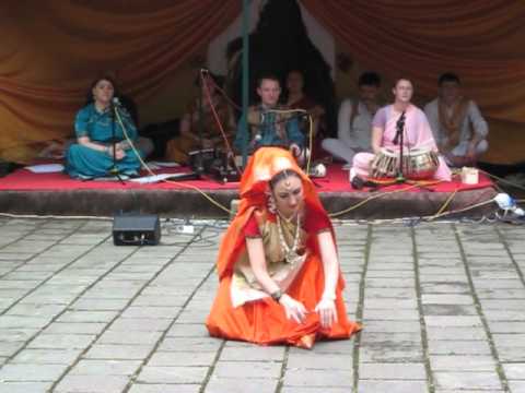 Танцы индии в 'Особняке купца В.Д.Носова'
